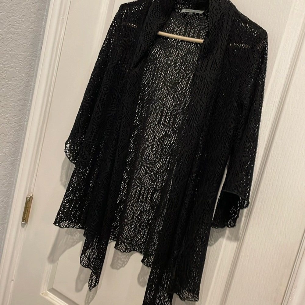 GENEOLOGY LACE SHAWL OR COVER UP